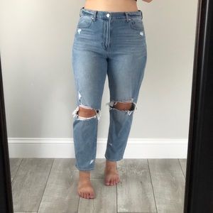 American Eagle mom jeans